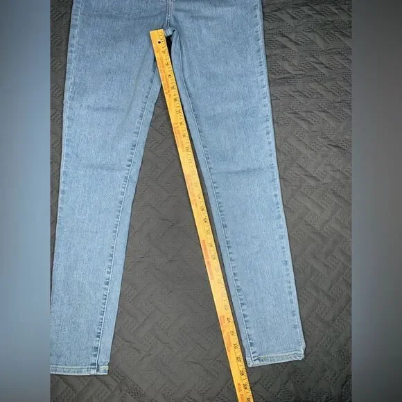 Levi’s 720 Light Blue Women Jeans - Picture 8 of 12